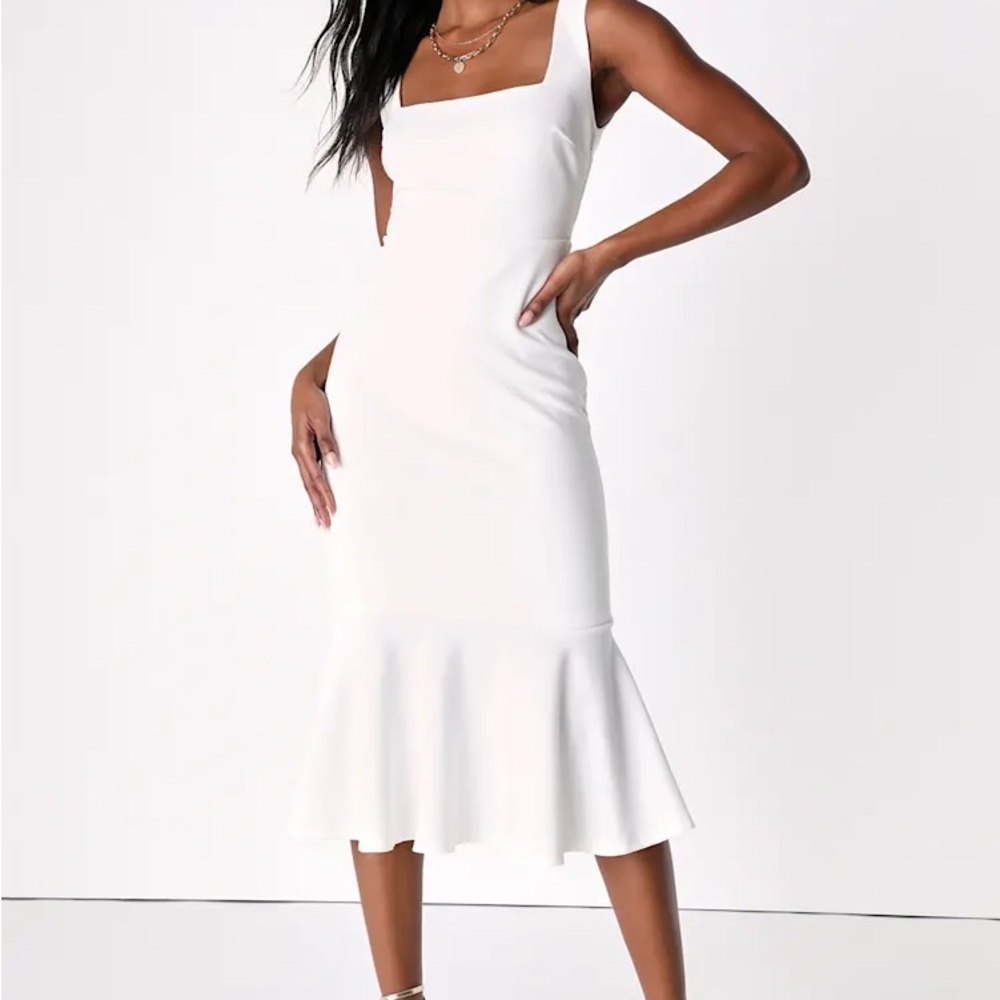 Lulu's Chic White Sleeveless Wedding Dress